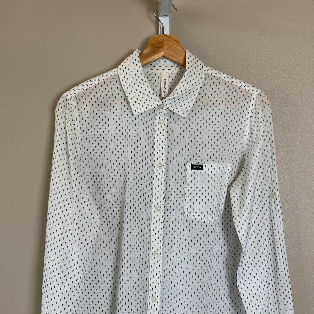 Rvca Cross Printed Button-Up Blouse - image 3